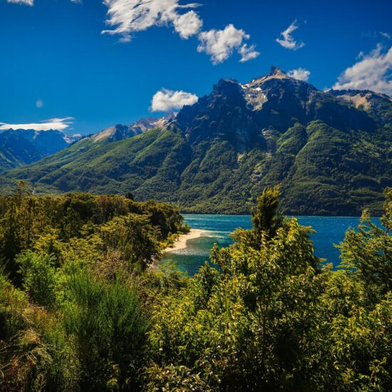 Argentina-Bariloche-Rio-Negro-El-Bolson