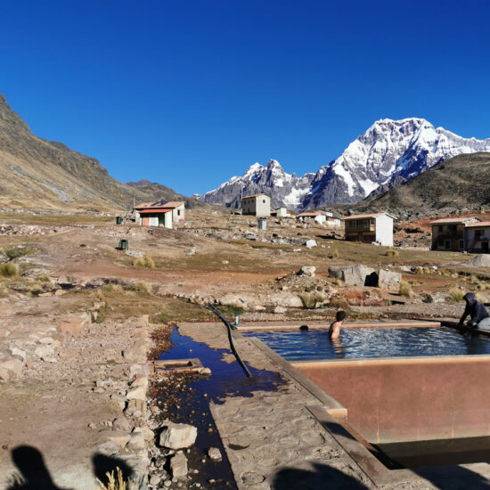 Ausangate-7-Lagoon-Peru-Travel-Pacchanta-Termal-Springs