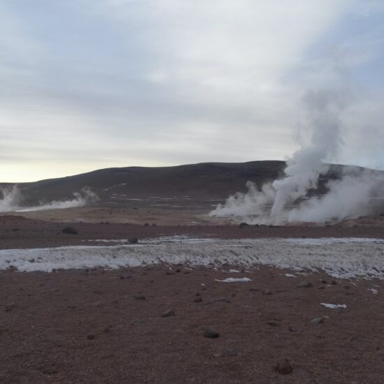 Bolivia-Eduardo-Avaroa-National-Reserve-Geysers
