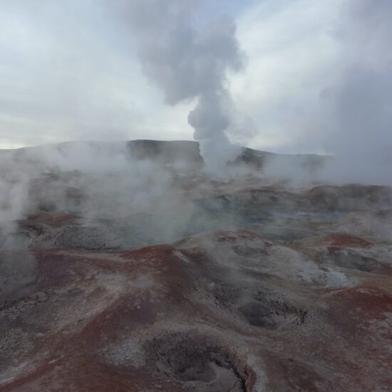 Bolivia-Eduardo-Avaroa-National-Reserve-Geysers