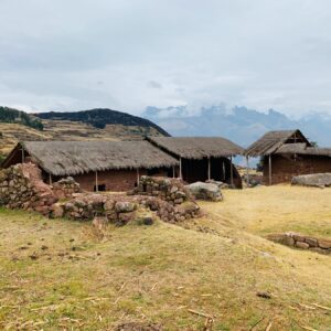 Peru-Huchuy-Qosqo