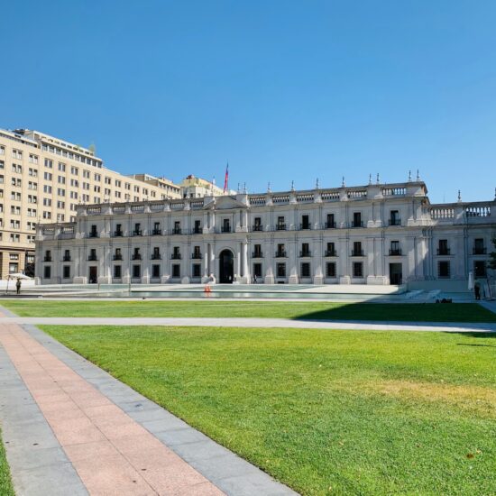 Chile-Santiago-de-Chile-Palacio-de-Moneda